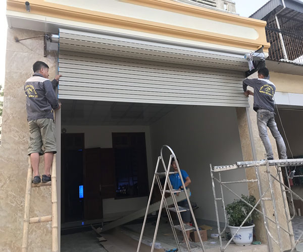 lắp đặt cửa cuốn tại Hà Nội