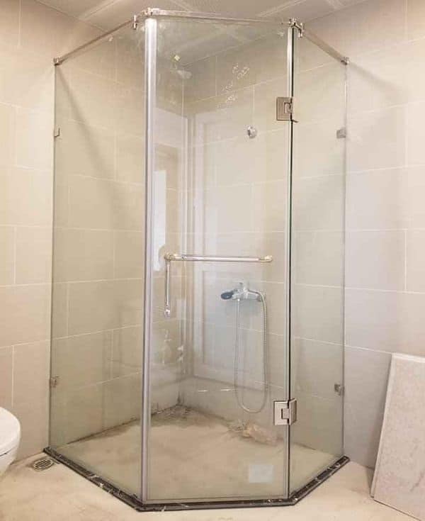 Tổng hợp mẫu cabin phòng tắm kính 135 độ đẹp nhất 2023